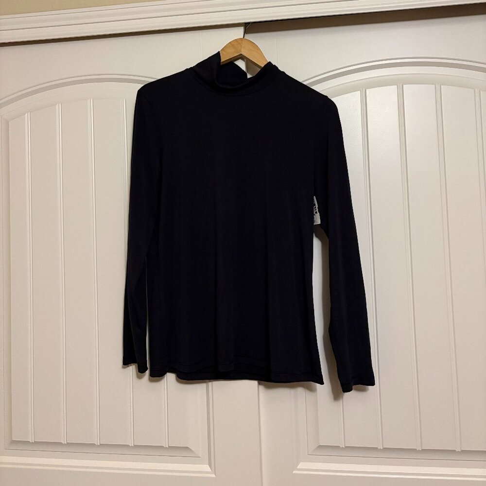 Athleta Mock Neck Long Sleeve Top Large Classic Neutral Basic Pullover Shirt